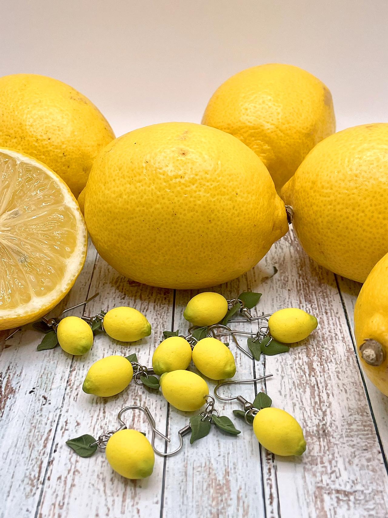 Náušnice malé citrony visací