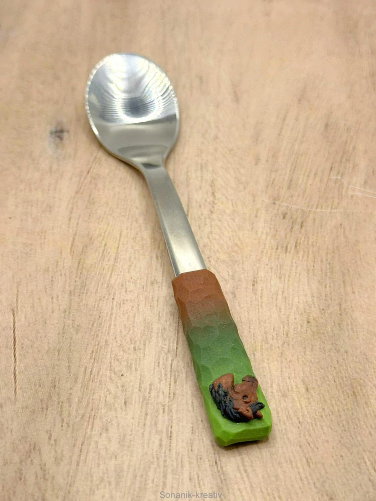 Zdobená lžička