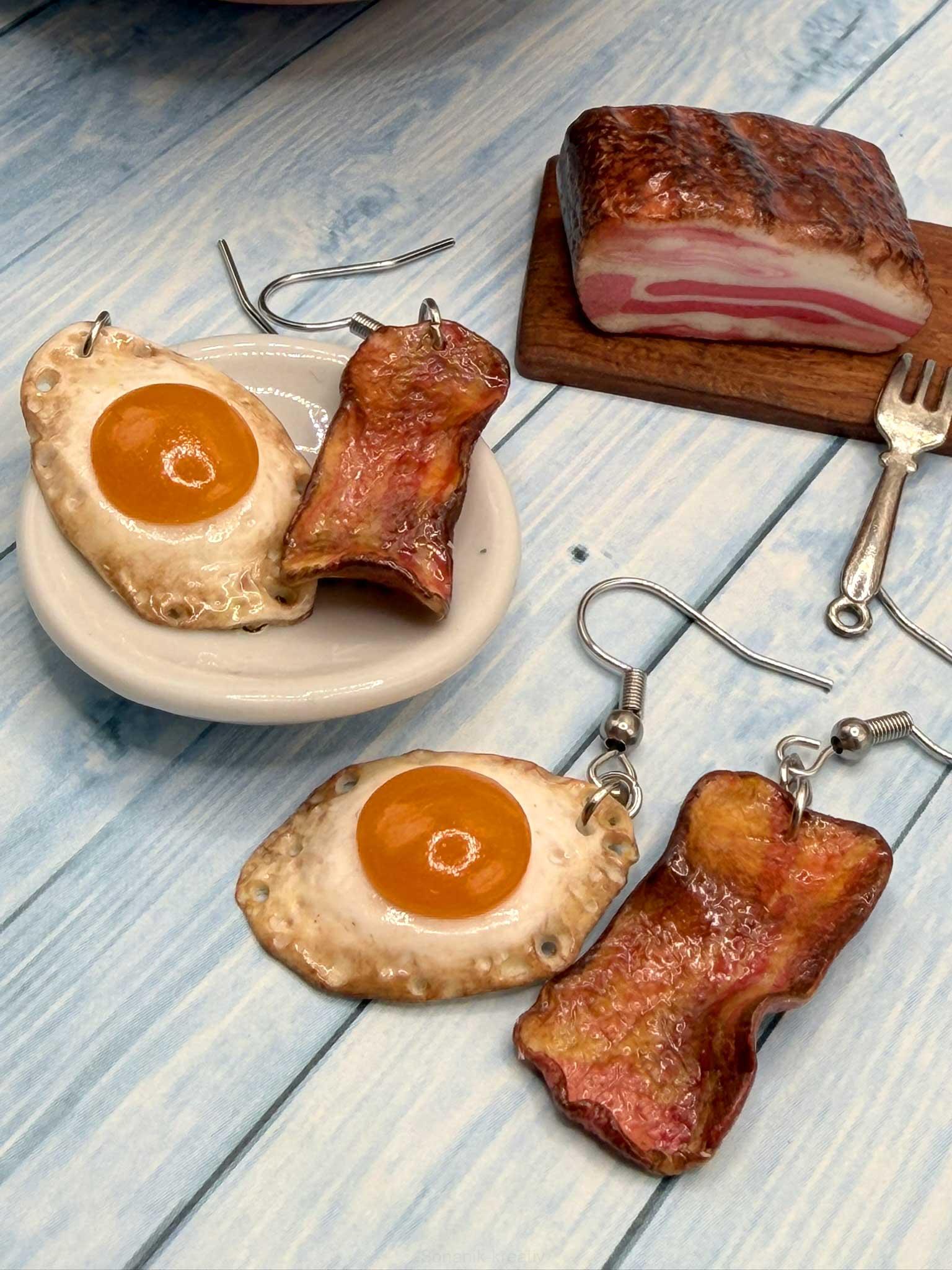 Náušnice slanina s vejcem