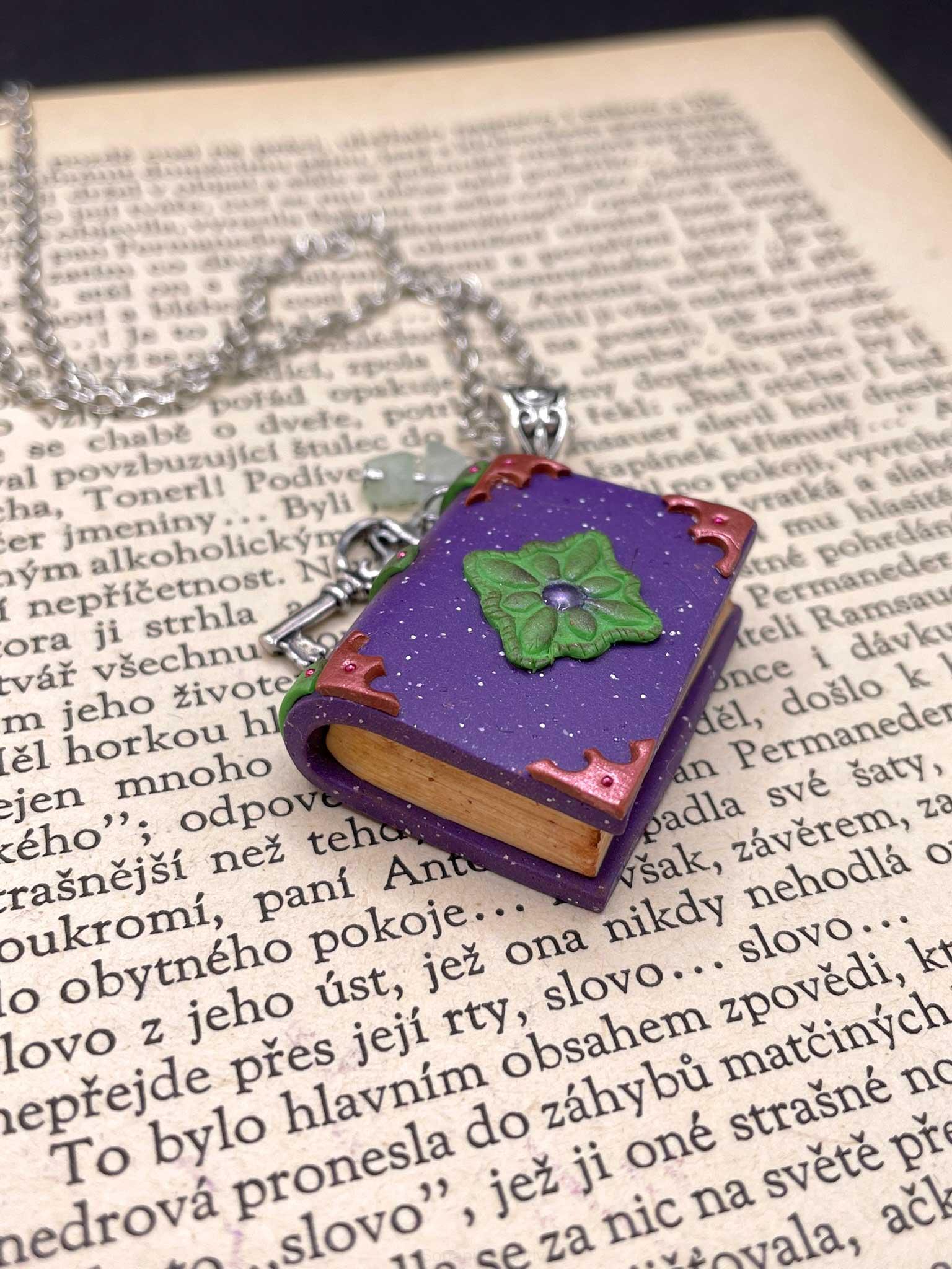 Náhrdelník Kniha moudrosti