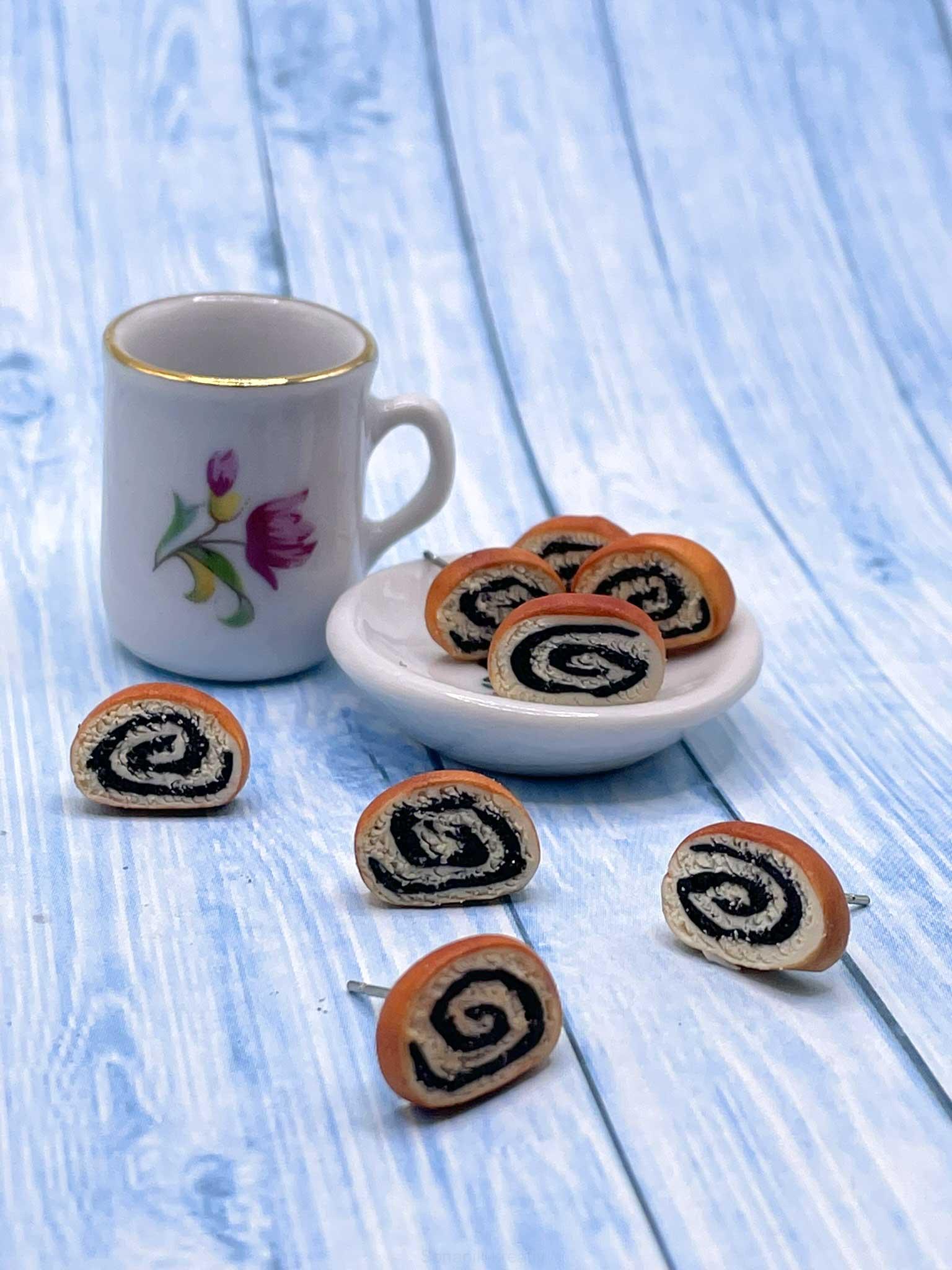 Náušnice Makový závin napichovací