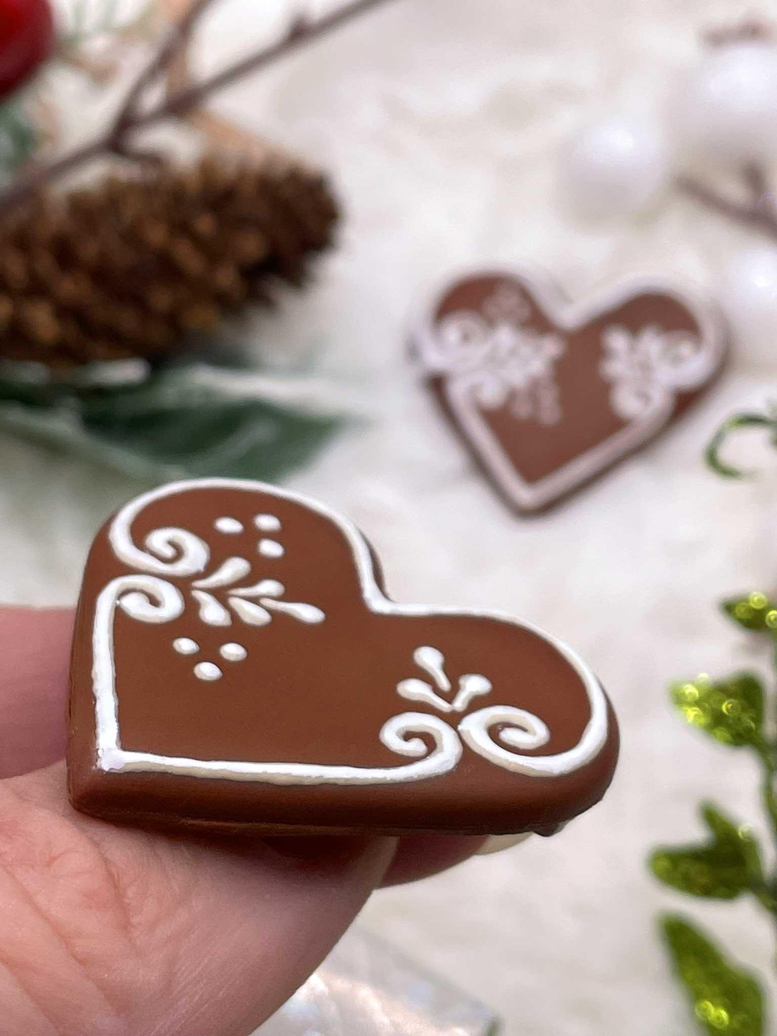 Brož Perníkové srdce