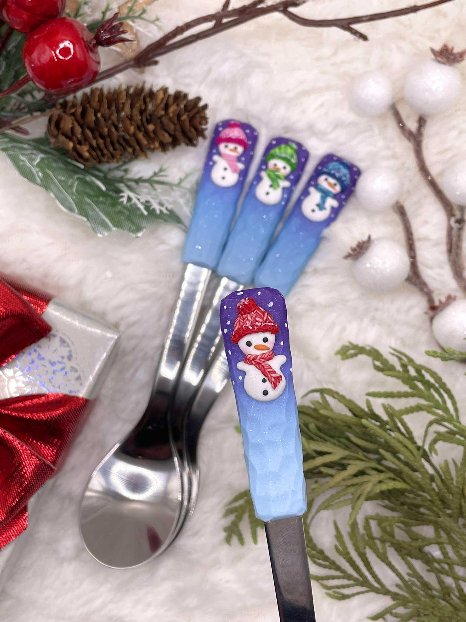 Zdobená lžička se sněhulákem