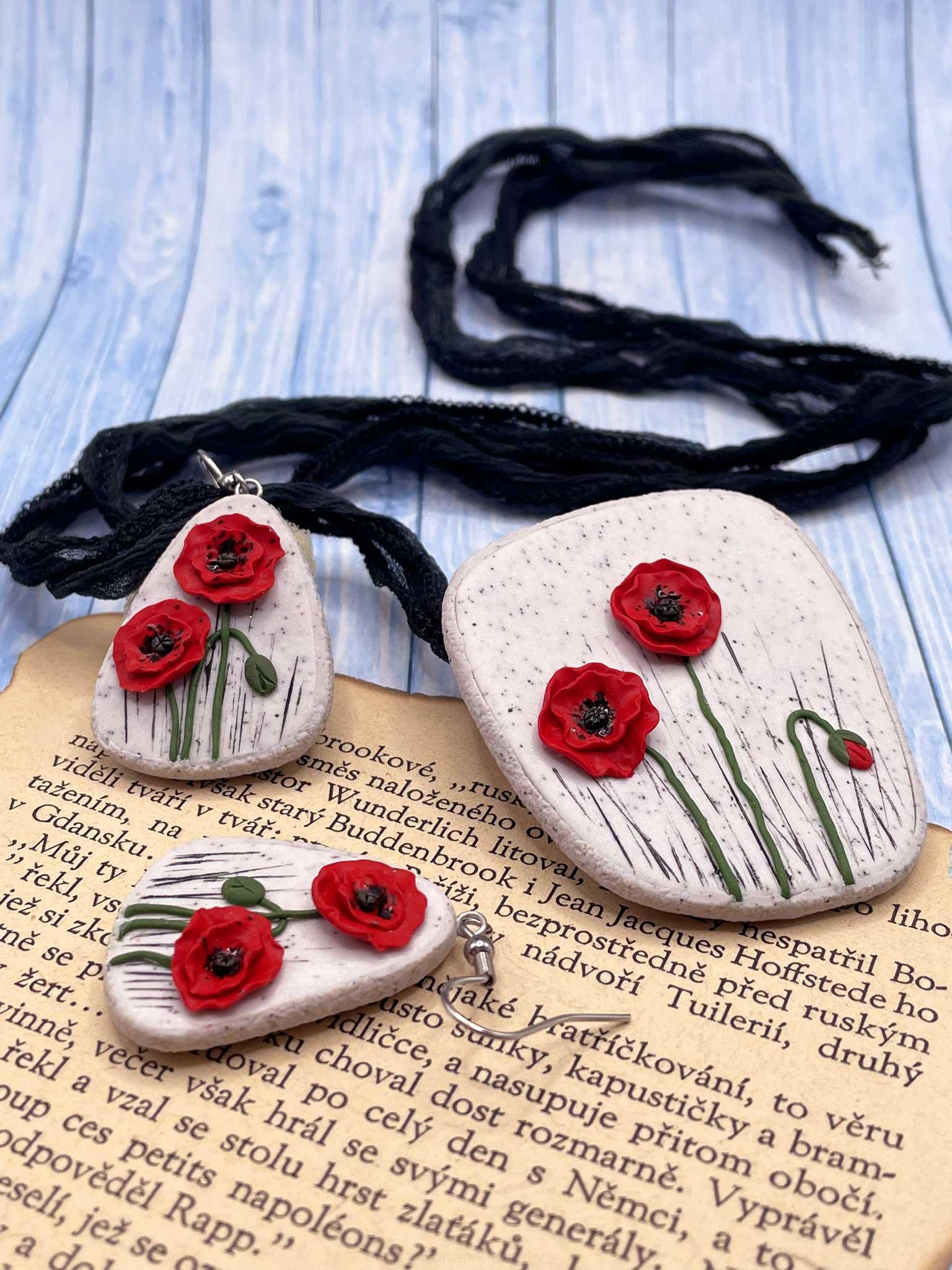 Souprava Vlčí máky