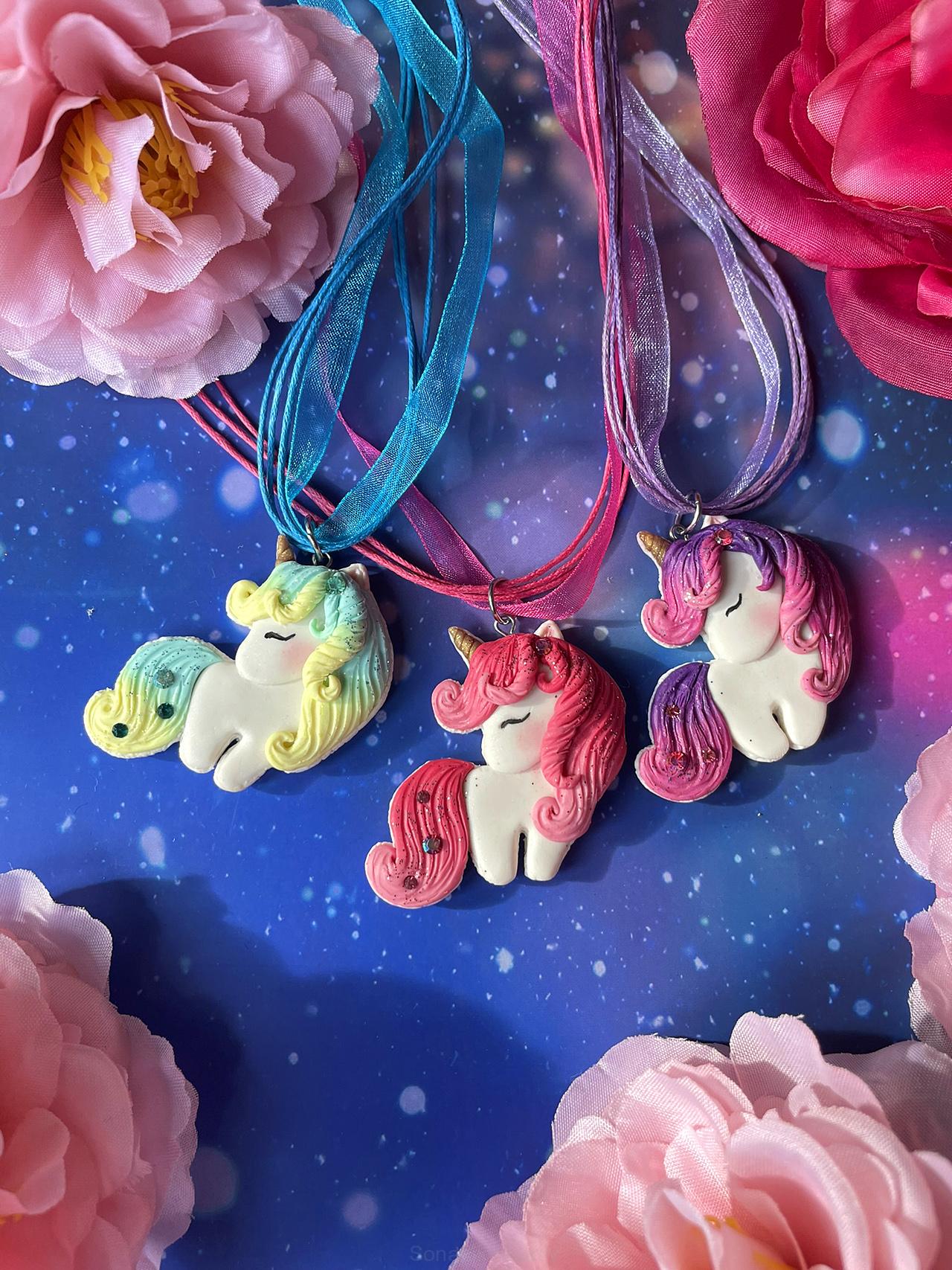 Přívěsek jednorožec