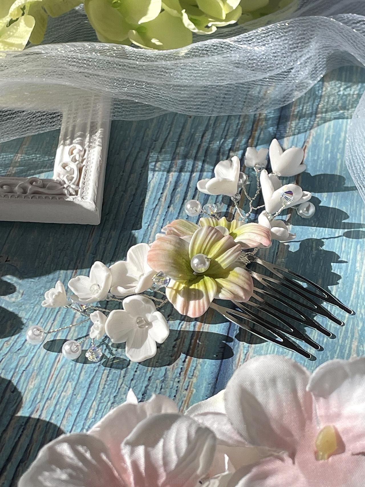 Zdobený hřebínek Hortenzie