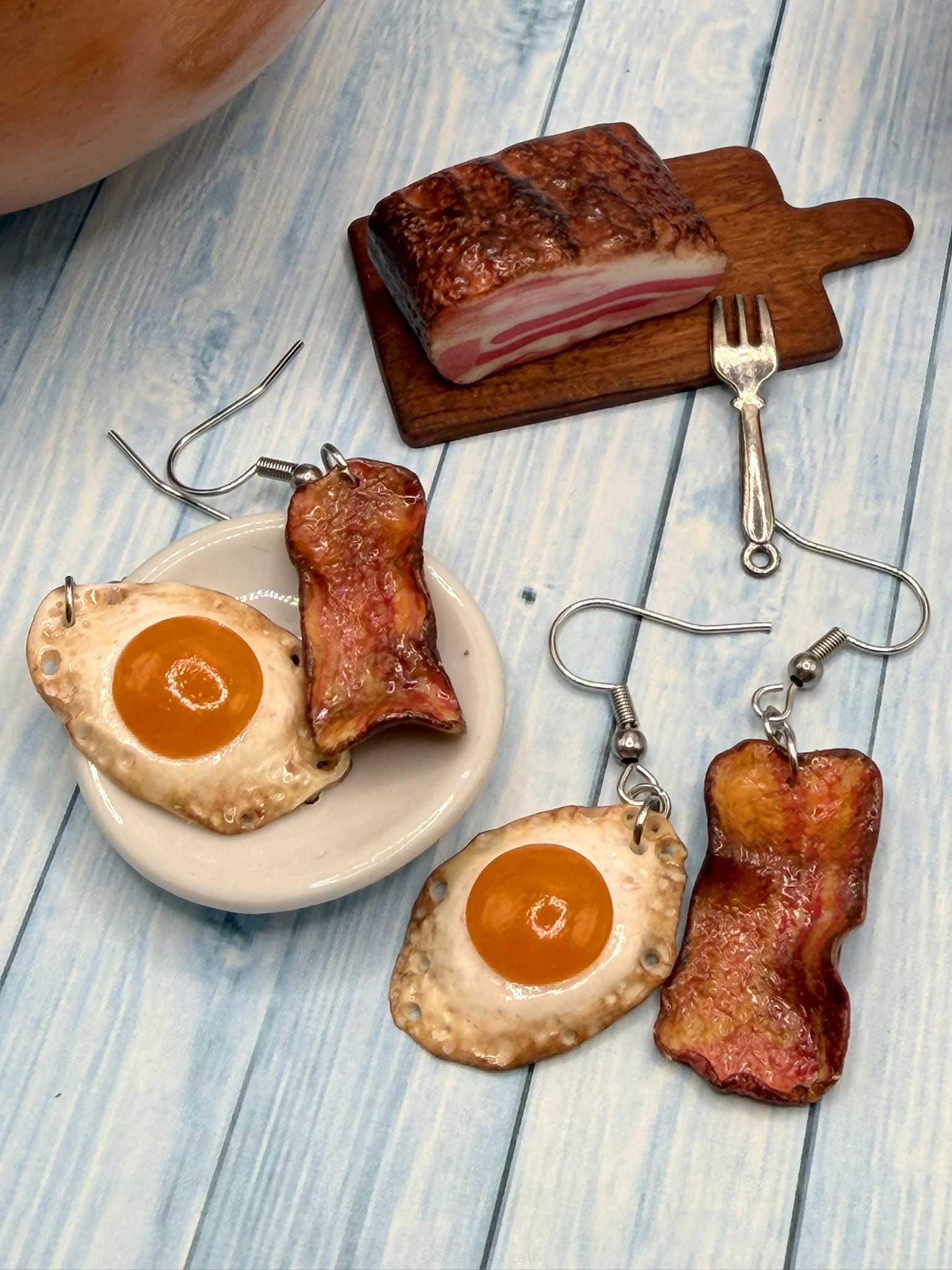 Náušnice slanina s vejcem