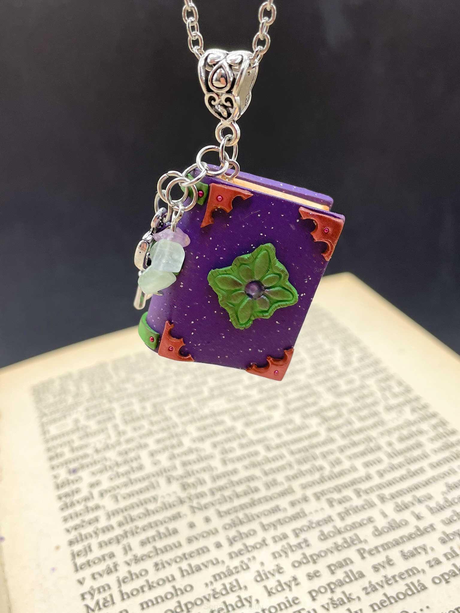 Náhrdelník Kniha moudrosti