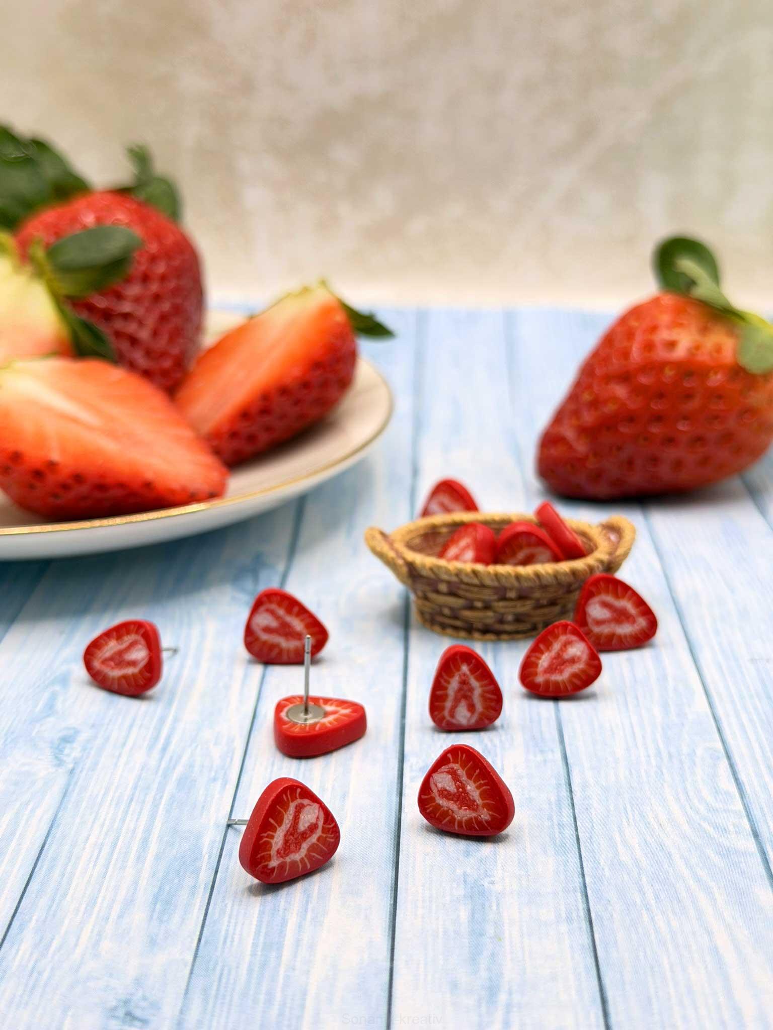 Náušnice Plátky jahod napichovací