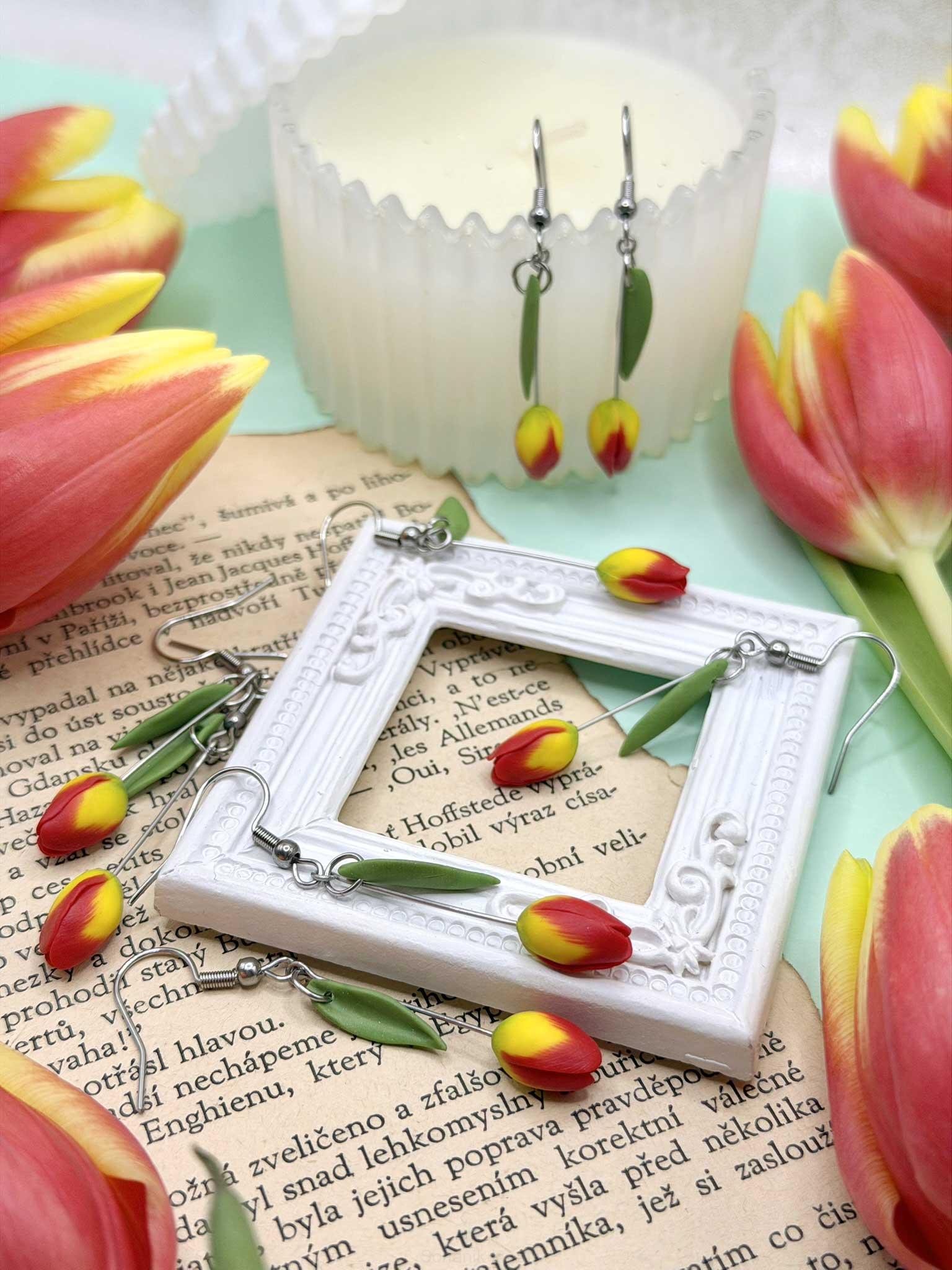Náušnice tulipány visací