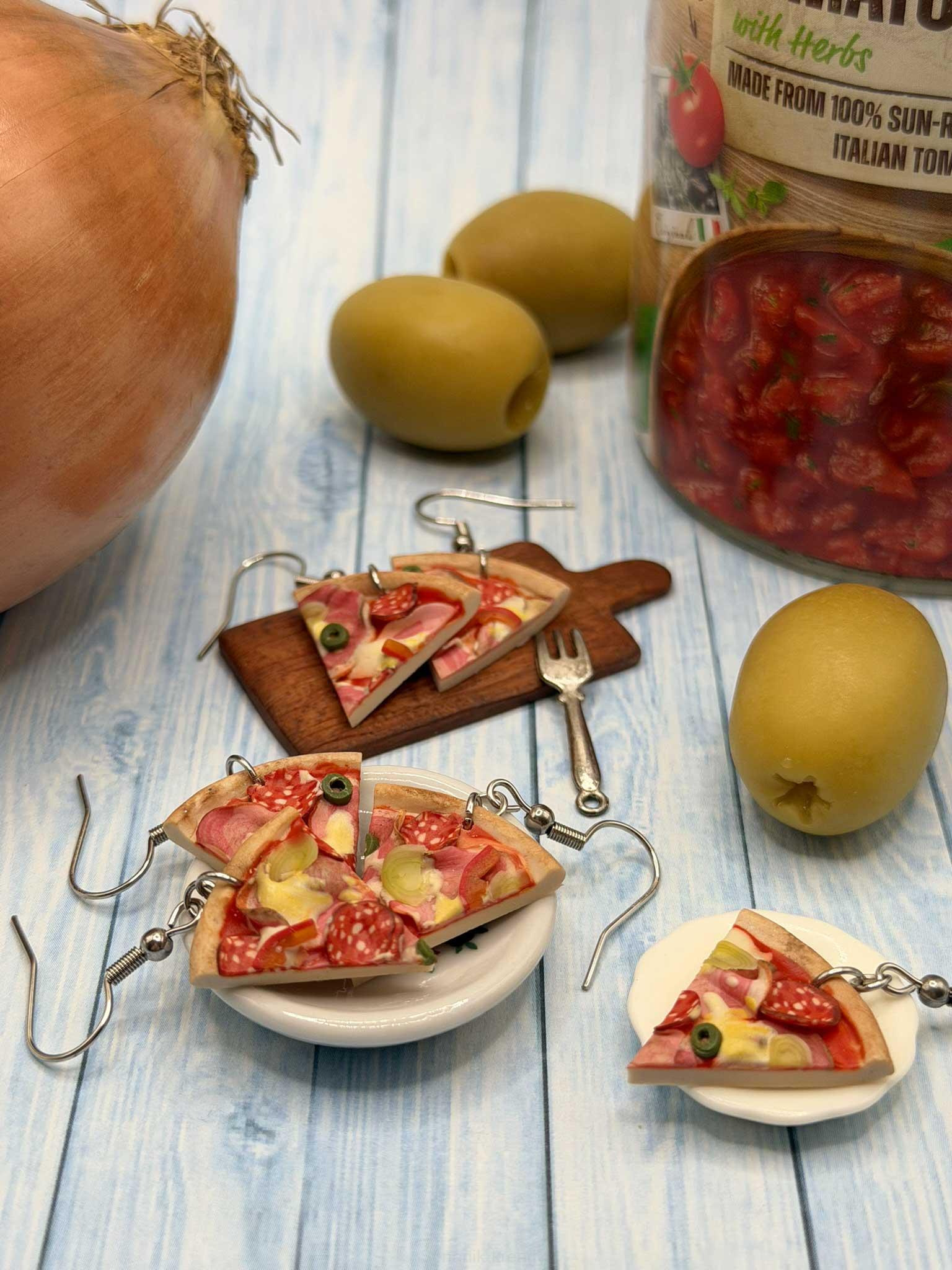 Náušnice pizza se salámem