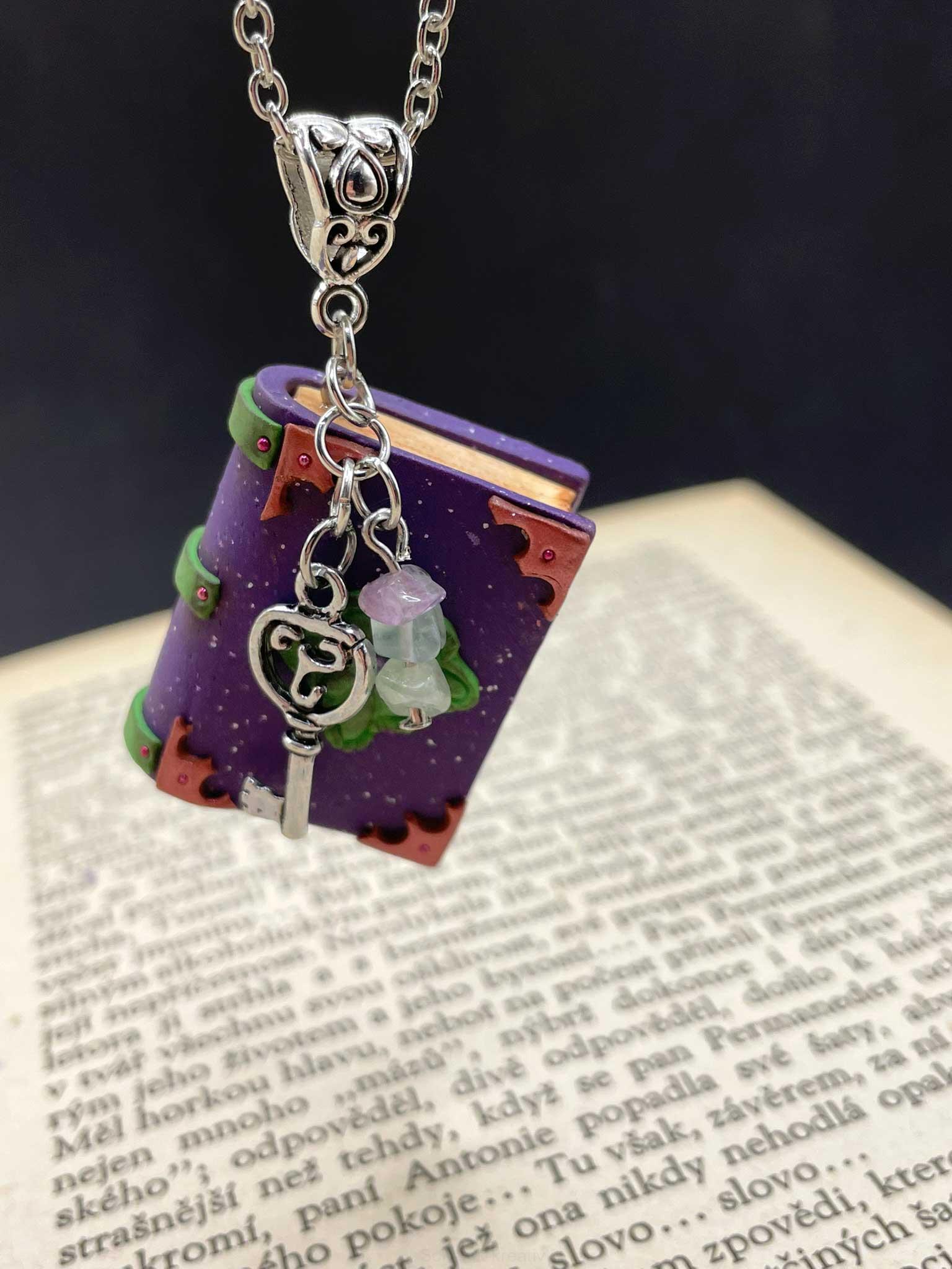 Náhrdelník Kniha moudrosti