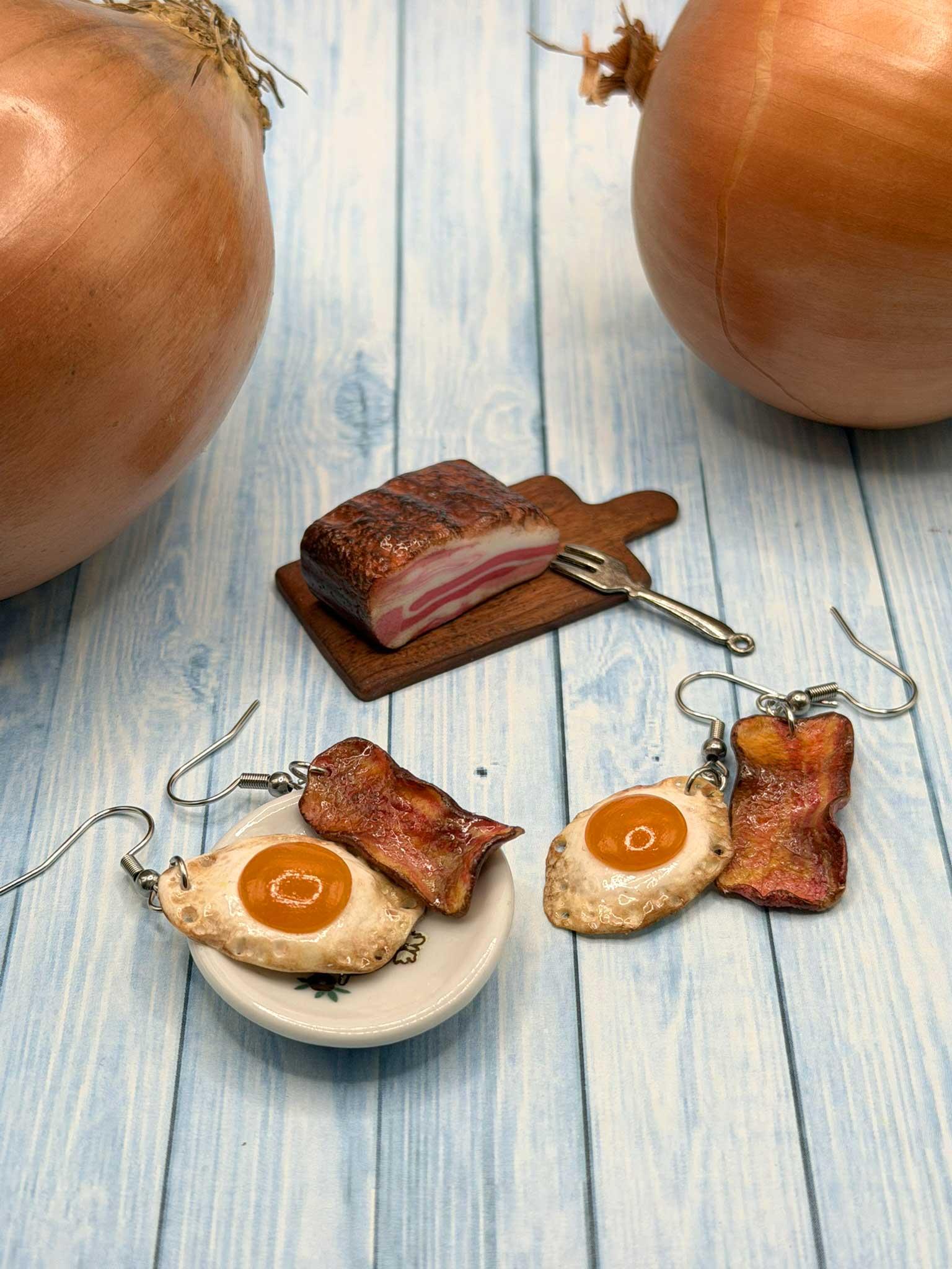 Náušnice slanina s vejcem