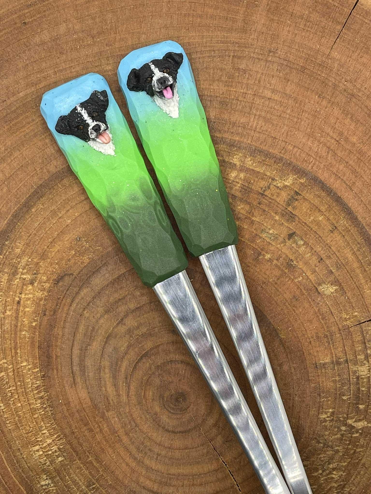 Zdobená lžička s pejskem