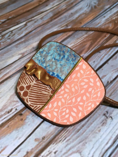 Náhrdelník "Sešívaný II"