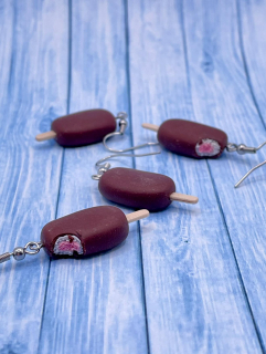 Náušnice jahodové nanuky