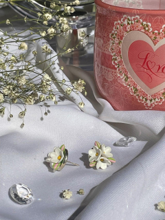 Náušnice květinkové napichovací