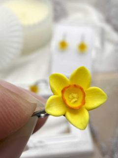 Náušnice Narcisky žluté visací