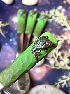 Zdobená lžička s kaprem2