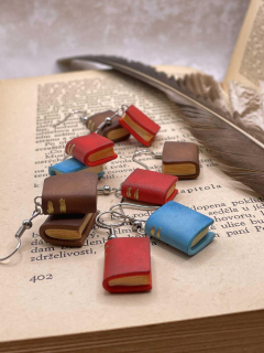 Náušnice knihy