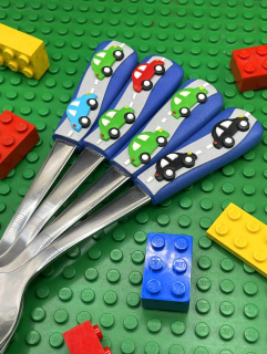 Zdobená polévková lžíce s auty