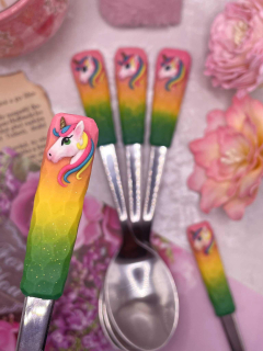 Zdobená lžička s jednorožcem